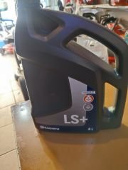 Husqvarna 2 t Ls İki Zamanlı Motor Yağı 4 Litre